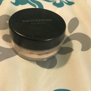 Bare Minerals powder foundation